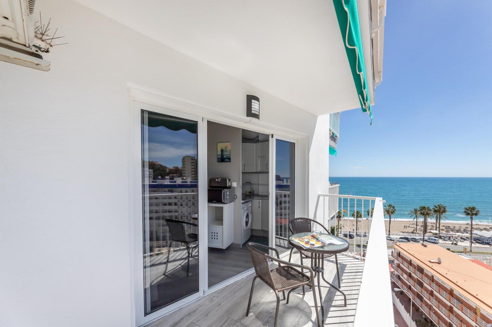 Vb Benalmadena 1 Bedroom Waterfront Apt Exteriör bild