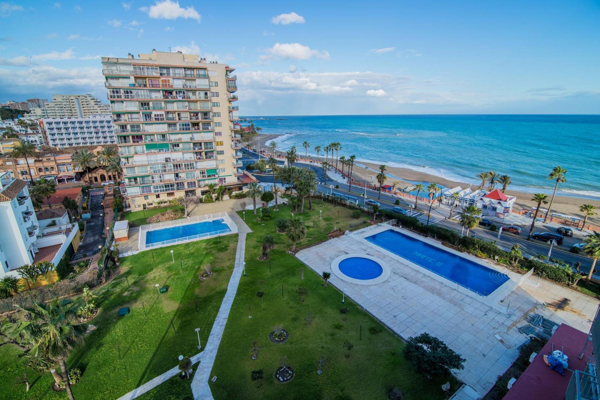 Vb Benalmadena 1 Bedroom Waterfront Apt Exteriör bild